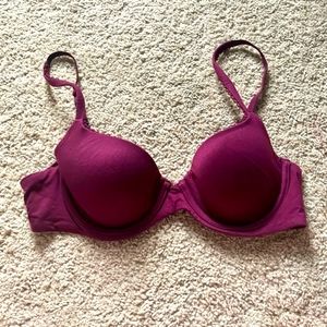 Victoria’s Secret Body by Victoria bra